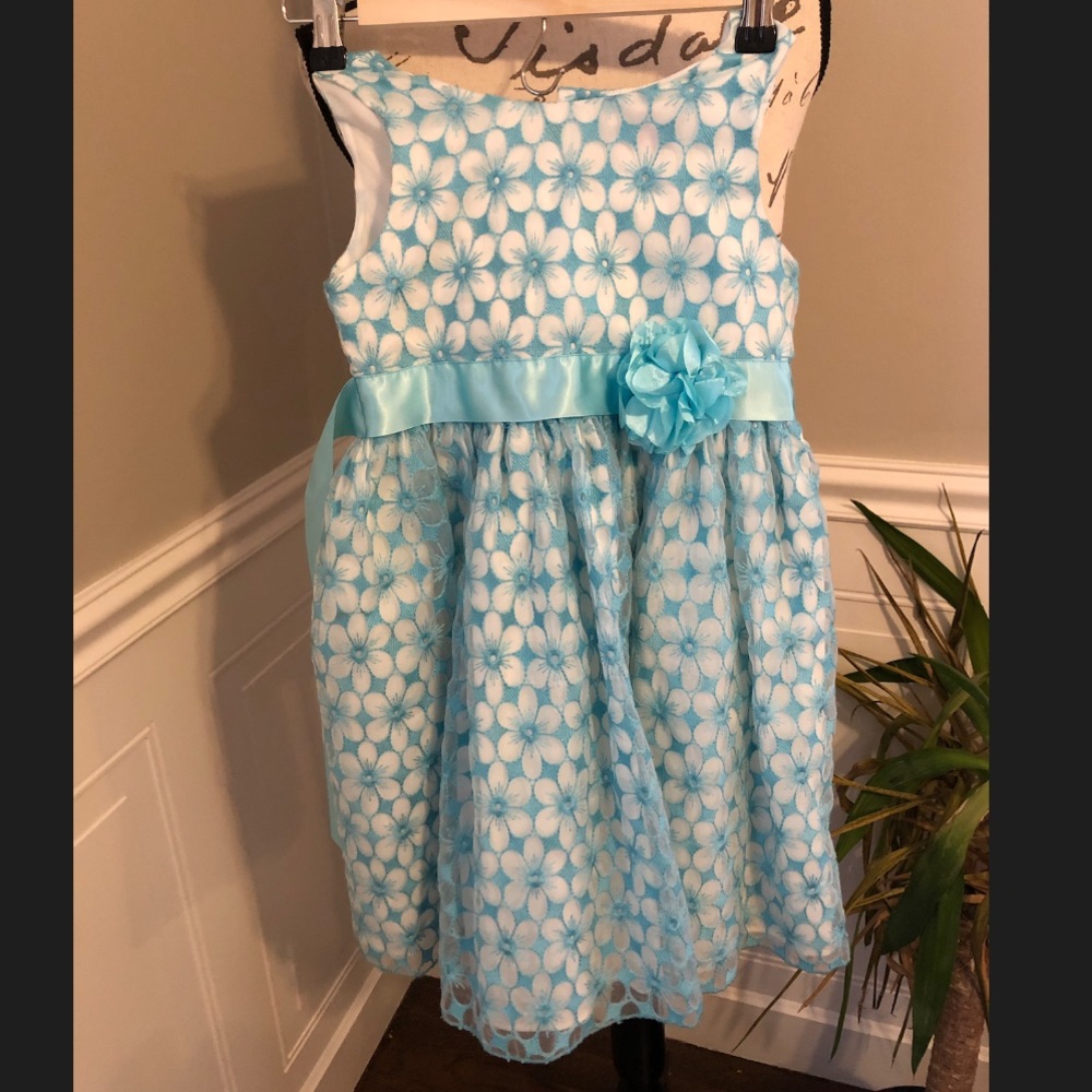 Girls Sleeveless Dress